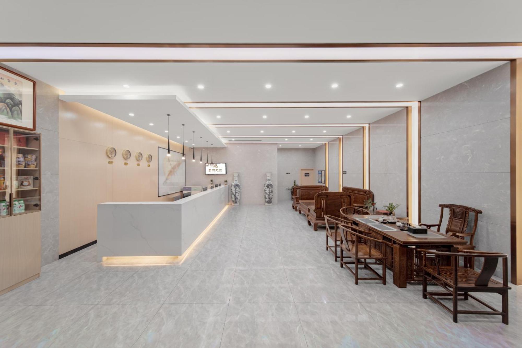 Bai Ling Hotel Nanning Esterno foto